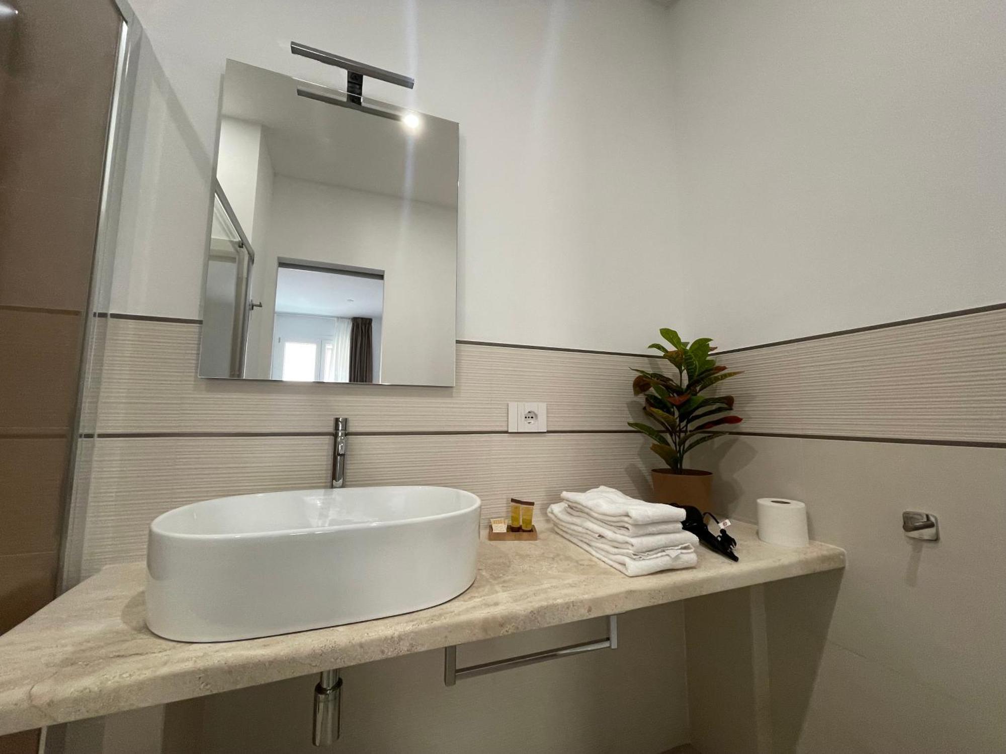 Bullerjanos Hotel Olbia Kültér fotó